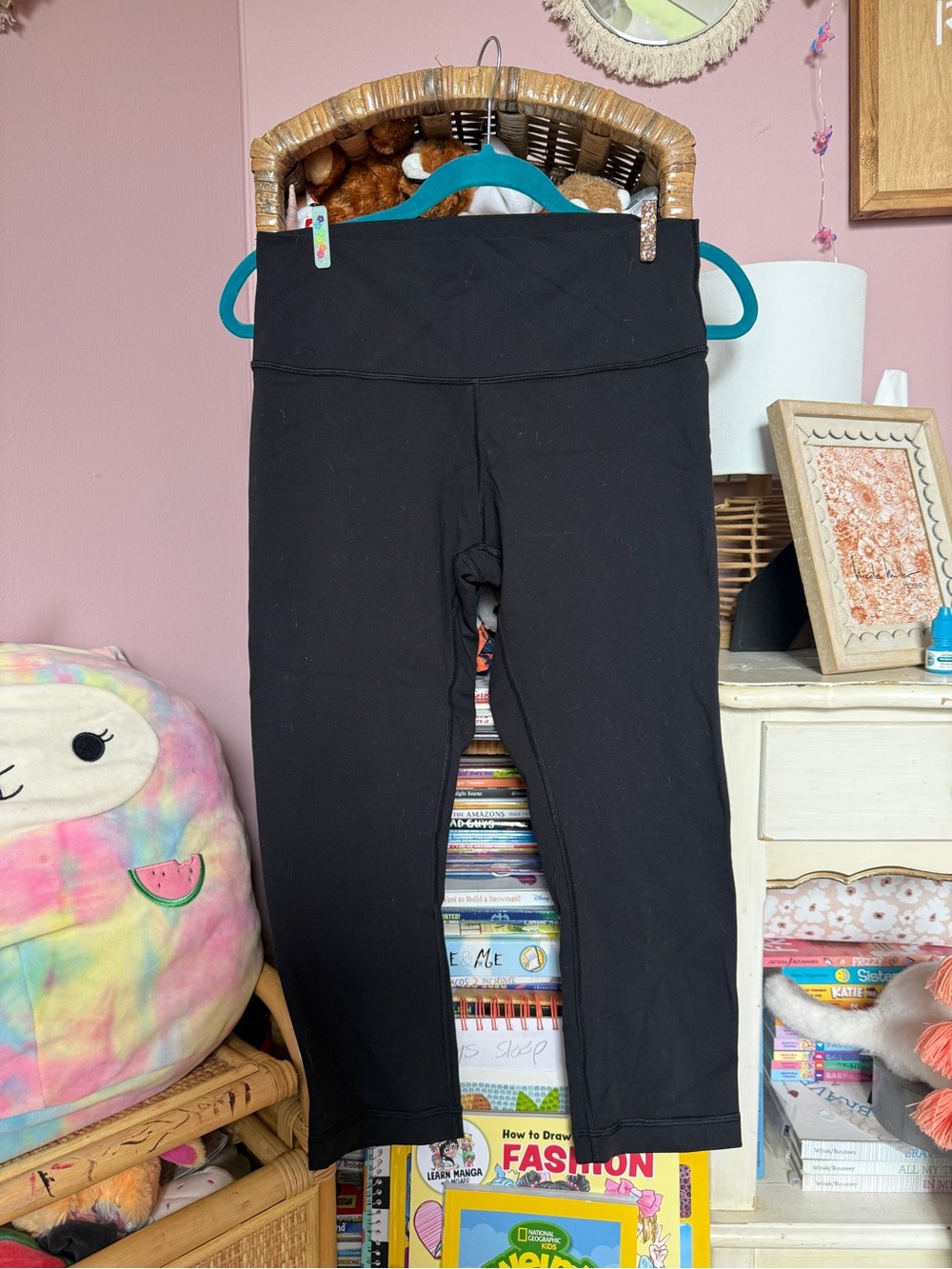 lululemon athletica Black Wunder Under High-Rise Crop